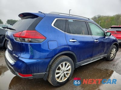 Trzecie zdjęcie samochodu z tyłu: 2018 NISSAN ROGUE SV VIN:5N1AT2MV8JC789765 - miniatura
