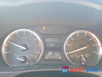 Zdjęcie 9 z 13 samochodu: 2015 TOYOTA HIGHLANDER LE VIN:5TDBKRFH9FS147718 - miniatura