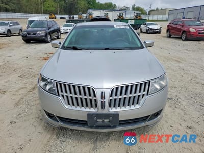 Piąte zdjęcie samochodu w środku: 2010 LINCOLN MKZ VIN:3LNHL2GC1AR611898 - miniatura