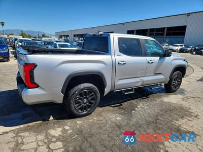 Trzecie zdjęcie samochodu z tyłu: 2025 TOYOTA TUNDRA LIMITED VIN:5TFWA5DB7SX271860 - miniatura