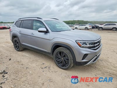 Czwarte zdjęcie samochodu z boku: 2023 VOLKSWAGEN ATLAS SE VIN:1V2HR2CA8PC528451 - miniatura