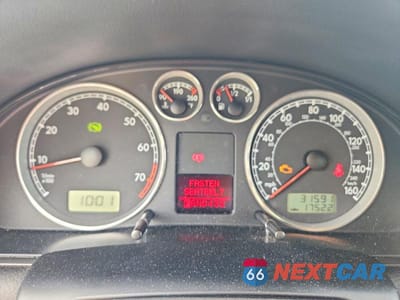 Zdjęcie 9 z 12 samochodu: 2003 VOLKSWAGEN PASSAT GL VIN:WVWMD63B93P034228 - miniatura