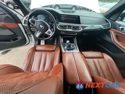 Piąte zdjęcie samochodu w środku: 2023 BMW X5 M50I VIN:5UXJU4C0XP9P96255 - miniatura