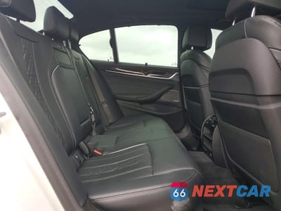 Zdjęcie 10 z 13 samochodu: 2022 BMW M550XI VIN:WBA13BK04NCJ66237 - miniatura