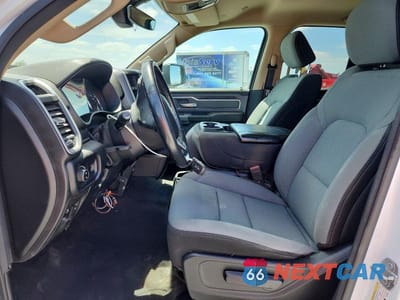 Zdjęcie 7 z 11 samochodu: 2020 RAM 1500 BIG HORN VIN:1C6SRFBT3LN239808 - miniatura