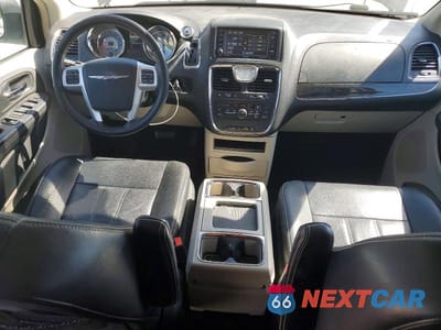 Zdjęcie 8 z 13 samochodu: 2016 CHRYSLER TOWN & COUNTRY TOURING VIN:2C4RC1BG8GR287912 - miniatura