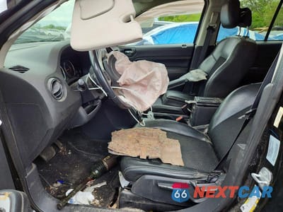 Zdjęcie 7 z 13 samochodu: 2017 JEEP COMPASS LATITUDE VIN:1C4NJDEB0HD100785 - miniatura