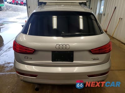 Zdjęcie 6 z 12 samochodu: 2016 AUDI Q3 PREMIUM PLUS VIN:WA1EFCFS5GR010909 - miniatura