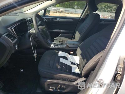 Zdjęcie 7 z 12 samochodu: 2019 FORD FUSION SE VIN:3FA6P0LU1KR124792 - miniatura