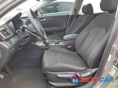 Zdjęcie 7 z 12 samochodu: 2016 KIA OPTIMA LX VIN:5XXGT4L30GG076099 - miniatura