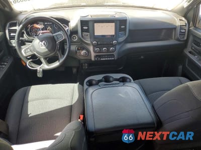 Zdjęcie 8 z 11 samochodu: 2023 RAM 2500 VIN:3C6UR5CJ6PG539356 - miniatura