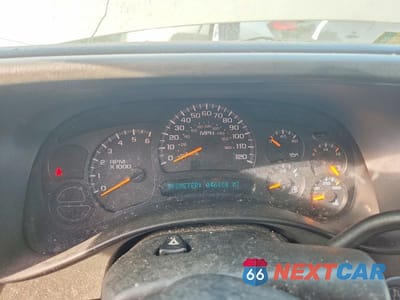 Zdjęcie 9 z 12 samochodu: 2004 CHEV SUBURBAN K1500 VIN:3GNFK16Z84G310857 - miniatura