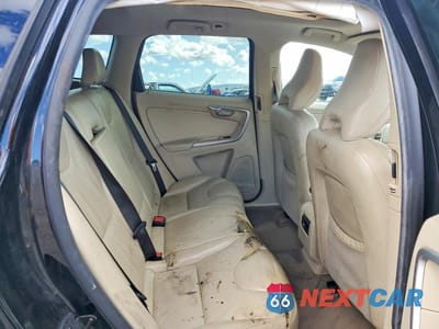 Zdjęcie 11 z 14 samochodu: 2011 VOLVO XC60 3.2 VIN:YV4940DL1B2187740 - miniatura