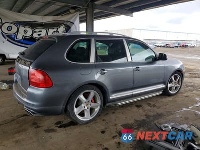 Trzecie zdjęcie samochodu z tyłu: 2006 PORSCHE CAYENNE TURBO VIN:WP1AC29P86LA93248 - miniatura
