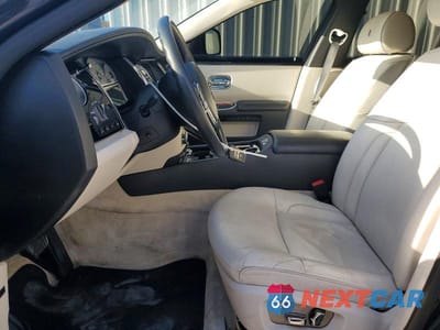 Zdjęcie 7 z 12 samochodu: 2010 ROLLS-ROYCE GHOST VIN:SCA664S59AUX48675 - miniatura