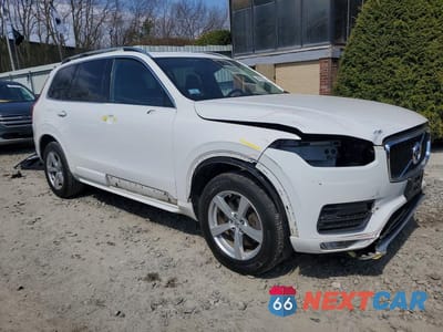 Czwarte zdjęcie samochodu z boku: 2018 VOLVO XC90 T5 VIN:YV4102PK7J1375402 - miniatura