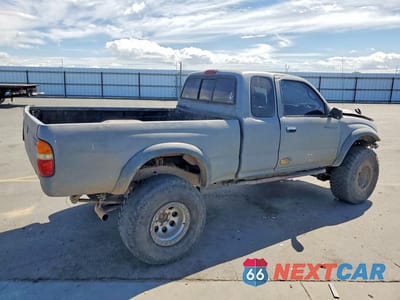 Trzecie zdjęcie samochodu z tyłu: 2001 TOYOTA TACOMA V6 VIN:5TEWN72N11Z747282 - miniatura