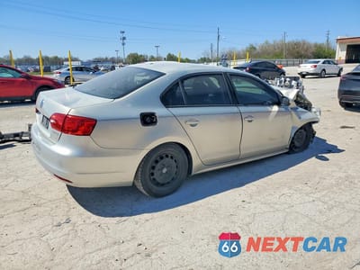 Trzecie zdjęcie samochodu z tyłu: 2011 VOLKSWAGEN JETTA SE VIN:3VWDZ7AJ6BM049479 - miniatura