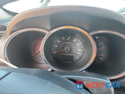 Zdjęcie 9 z 13 samochodu: 2011 KIA SORENTO LX VIN:5XYKT4A28BG113859 - miniatura