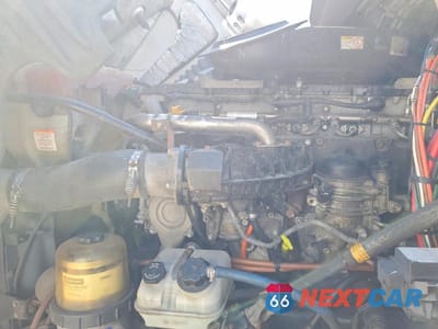 Zdjęcie 7 z 10 samochodu: 2019 FREIGLINER CASCADIA 125 VIN:3AKJGLDR2KDJW1818 - miniatura