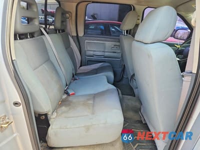 Zdjęcie 10 z 12 samochodu: 2005 DODGE DAKOTA QUAD SLT VIN:1D7HW48K45S181975 - miniatura