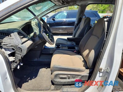 Zdjęcie 7 z 13 samochodu: 2024 HONDA ODYSSEY EXL VIN:5FNRL6H63RB064994 - miniatura