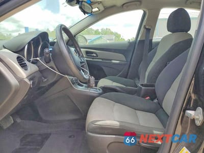 Zdjęcie 7 z 11 samochodu: 2012 CHEVROLET CRUZE LS VIN:1G1PC5SH4C7249010 - miniatura