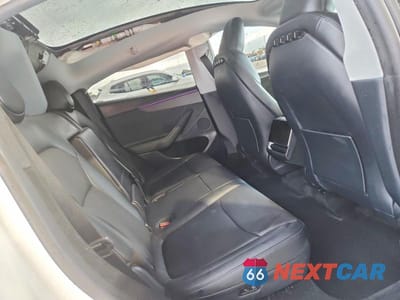 Zdjęcie 10 z 13 samochodu: 2026 TESLA MODEL Y VIN:7SAYGDEE2TA458851 - miniatura