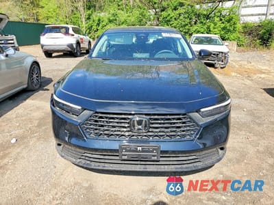Piąte zdjęcie samochodu w środku: 2024 HONDA ACCORD LX VIN:1HGCY1F24RA091206 - miniatura