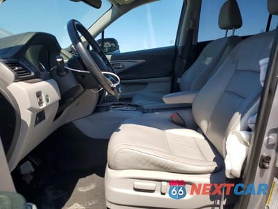 Zdjęcie 7 z 12 samochodu: 2021 HONDA PILOT EXL VIN:5FNYF6H50MB010278 - miniatura