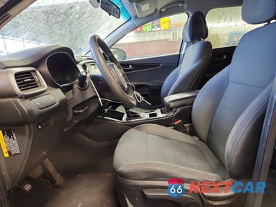 Zdjęcie 7 z 12 samochodu: 2017 KIA SORENTO LX V6 VIN:5XYPGDA54HG210473 - miniatura