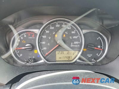 Zdjęcie 9 z 12 samochodu: 2018 TOYOTA YARIS 5-DOOR L VIN:VNKKTUD37JA088494 - miniatura