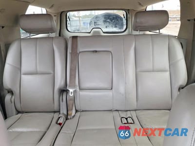 Zdjęcie 10 z 13 samochodu: 2007 CHEVROLET SUBURBAN K1500 VIN:1GNFK16337J202077 - miniatura