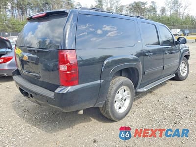 Trzecie zdjęcie samochodu z tyłu: 2014 CHEVROLET SUBURBAN K1500 LT VIN:1GNSKJE71ER155214 - miniatura