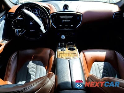 Zdjęcie 8 z 12 samochodu: 2019 MASERATI GHIBLI LUXURY VIN:ZAM57XSL8K1325067 - miniatura
