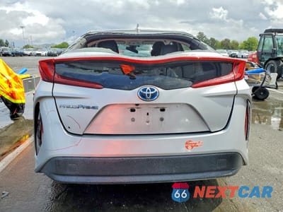 Zdjęcie 6 z 12 samochodu: 2017 TOYOTA PRIUS PRIME PREMIUM VIN:JTDKARFP1H3040273 - miniatura
