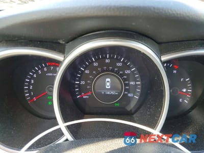 Zdjęcie 9 z 13 samochodu: 2015 KIA OPTIMA LX VIN:5XXGM4A74FG423984 - miniatura