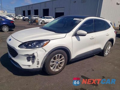 2021 FORD ESCAPE SE 1FMCU0G66MUB16972 - główne zdjęcie licytacji z USA - miniatura