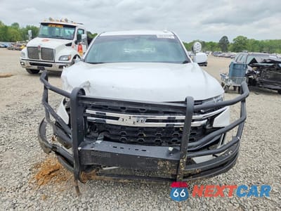 Piąte zdjęcie samochodu w środku: 2022 CHEVROLET TAHOE C1500 VIN:1GNSCLED0NR334651 - miniatura