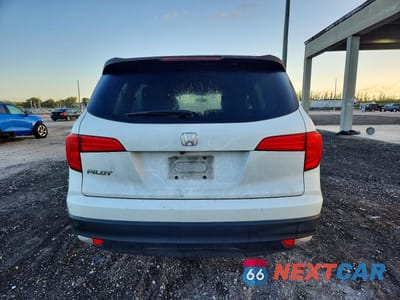 Zdjęcie 6 z 13 samochodu: 2017 HONDA PILOT LX VIN:5FNYF5H13HB009106 - miniatura