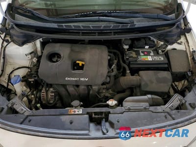 Zdjęcie 11 z 12 samochodu: 2017 KIA FORTE LX VIN:3KPFK4A76HE046037 - miniatura