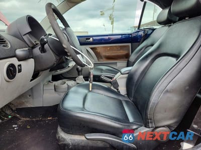 Zdjęcie 7 z 12 samochodu: 2004 VOLKSWAGEN NEW BEETLE GL VIN:3VWBM31Y24M345274 - miniatura