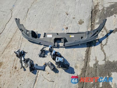 Zdjęcie 12 z 13 samochodu: 2020 TOYOTA PRIUS PRIME XLE VIN:JTDKARFP0L3150899 - miniatura