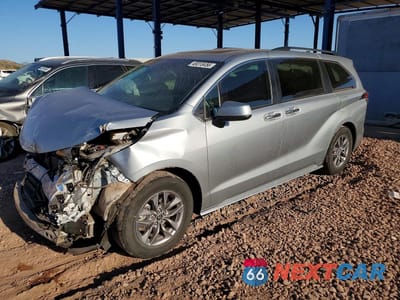 2022 TOYOTA SIENNA XLE 5TDJSKFC9NS044854 - główne zdjęcie licytacji z USA - miniatura