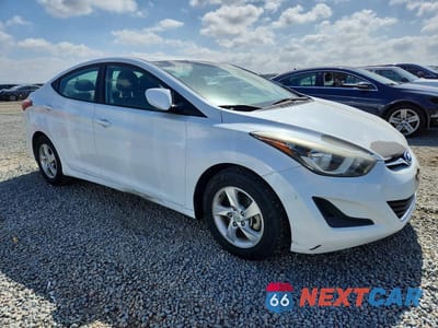 Czwarte zdjęcie samochodu z boku: 2015 HYUNDAI ELANTRA SE VIN:5NPDH4AE5FH573404 - miniatura