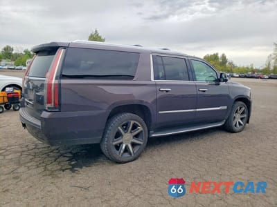 Trzecie zdjęcie samochodu z tyłu: 2016 CADILLAC ESCALADE ESV LUXURY VIN:1GYS4HKJ4GR363743 - miniatura