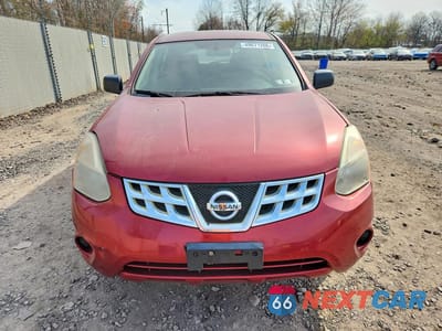 Piąte zdjęcie samochodu w środku: 2013 NISSAN ROGUE S VIN:JN8AS5MV2DW644186 - miniatura