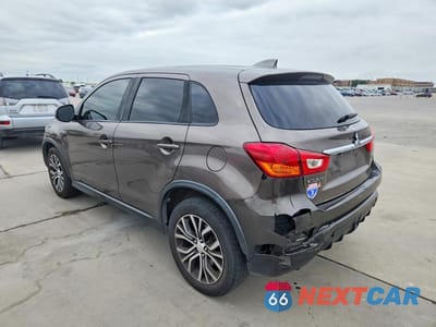 Drugie zdjęcie samochodu z przodu: 2018 MITSUBISHI OUTLANDER SPORT ES VIN:JA4AP3AU1JZ008683 - miniatura