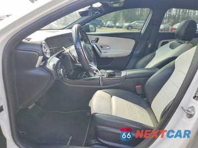 Zdjęcie 7 z 11 samochodu: 2019 MERCEDES-BENZ A 220 VIN:WDD3G4EB9KW021915 - miniatura