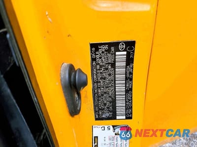 Zdjęcie 12 z 12 samochodu: 2016 TOYOTA PRIUS V TWO VIN:JTDZN3EU0GJ050309 - miniatura